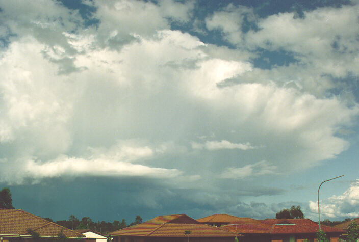 thunderstorm cumulonimbus_incus : Oakhurst, NSW   18 October 1992
