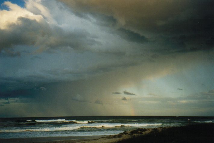 thunderstorm cumulonimbus_calvus : Ballina, NSW   7 September 1999