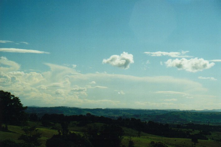 cumulus humilis : McLeans Ridges, NSW   10 July 2000