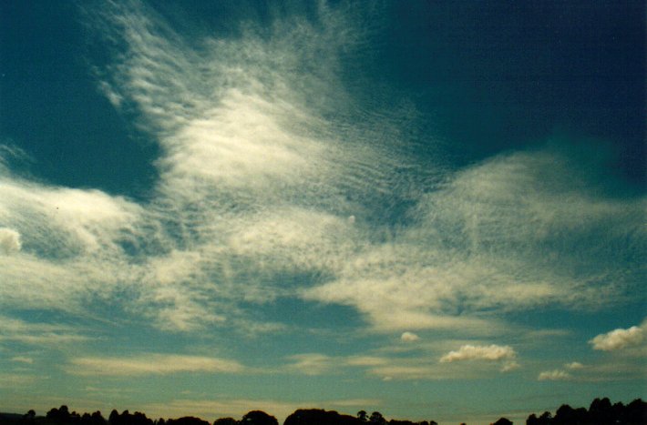 cirrocumulus cirrocumulus_cloud : McLeans Ridges, NSW   2 October 2001