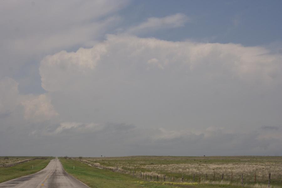 thunderstorm cumulonimbus_incus : SW of Seymour, Texas, USA   13 April 2007