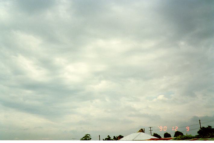 altocumulus altocumulus_cloud : Schofields, NSW   9 December 1990