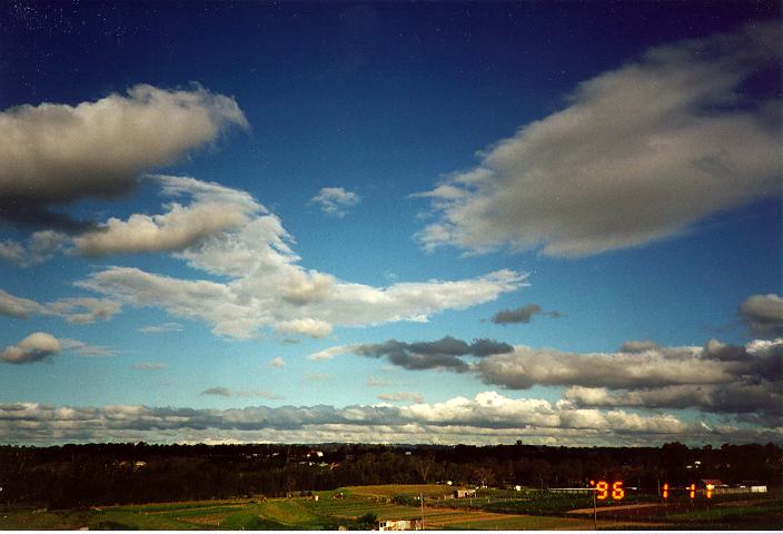 altocumulus altocumulus_cloud : Schofields, NSW   11 January 1996