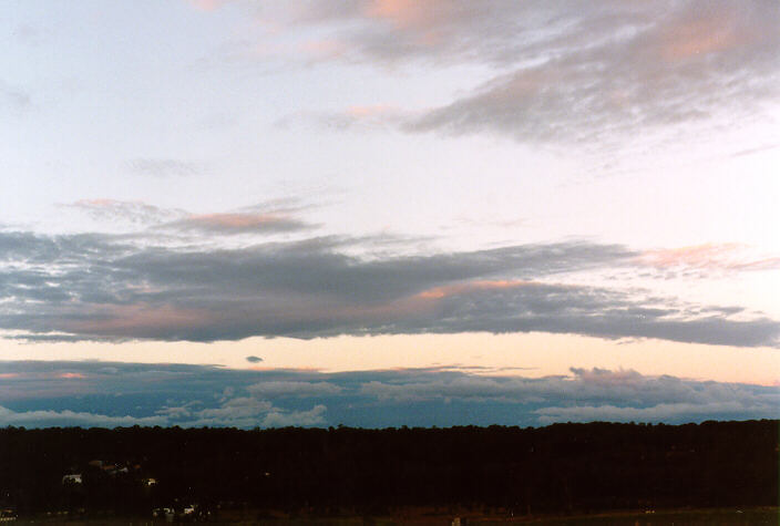 altocumulus altocumulus_cloud : Schofields, NSW   6 July 1998