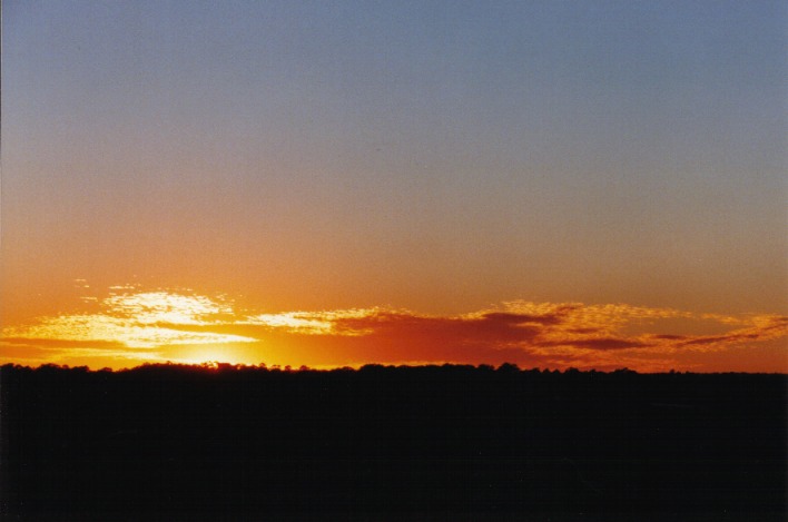 sunrise sunrise_pictures : Schofields, NSW   20 August 1999