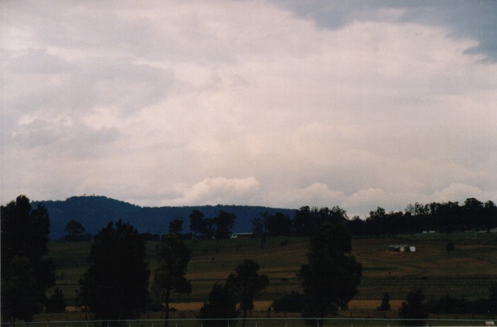 altocumulus altocumulus_cloud : Brankxton, NSW   31 October 1999