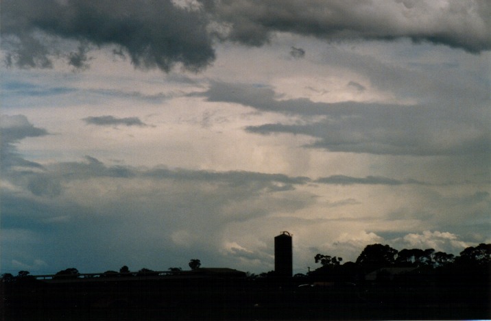 thunderstorm cumulonimbus_incus : Richmond, NSW   6 November 1999