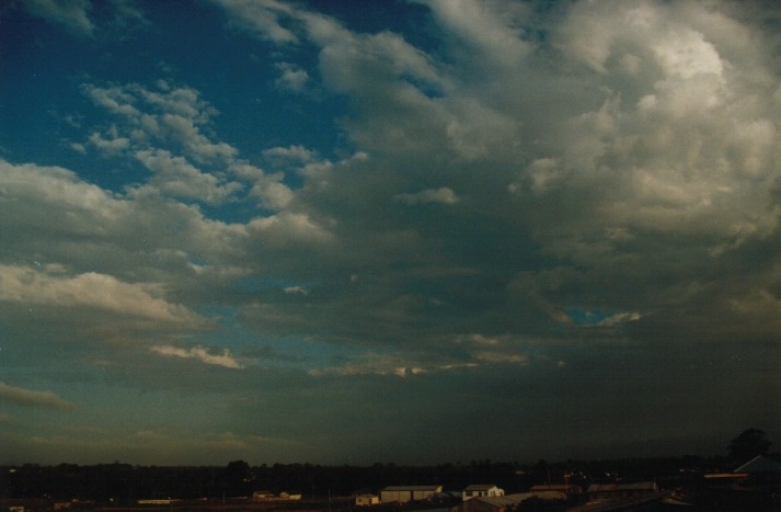 altocumulus altocumulus_cloud : Schofields, NSW   14 March 2000