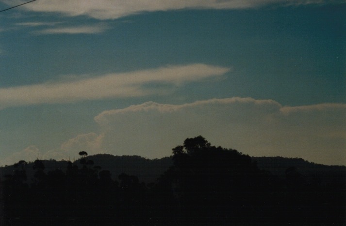 thunderstorm cumulonimbus_incus : Denman, NSW   19 March 2000