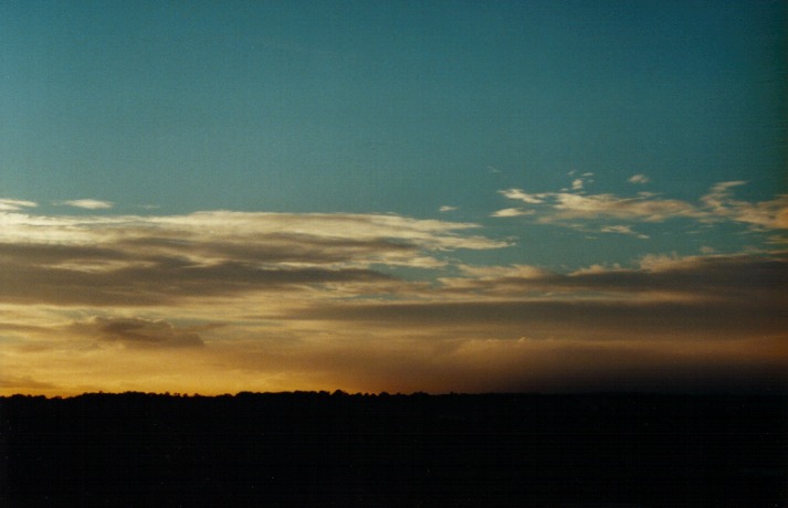 altocumulus altocumulus_cloud : Schofields, NSW   2 June 2000