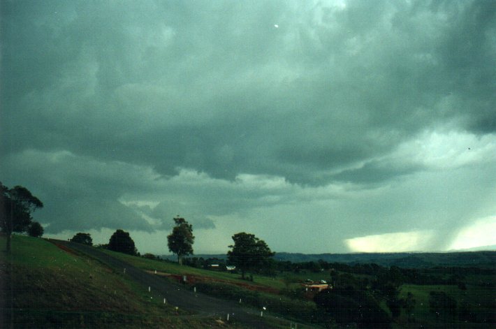 cumulonimbus thunderstorm_base : McLeans Ridges, NSW   6 November 2000