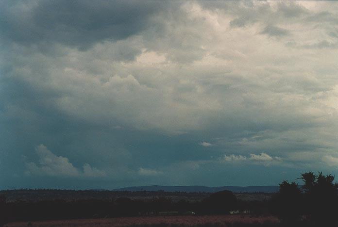 cumulonimbus thunderstorm_base :  N of Theodore, Qld   21 November 2000