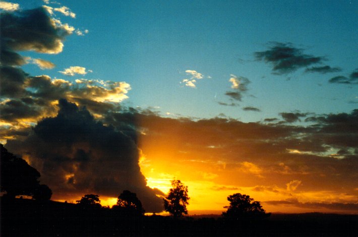 sunset sunset_pictures : McLeans Ridges, NSW   21 April 2001