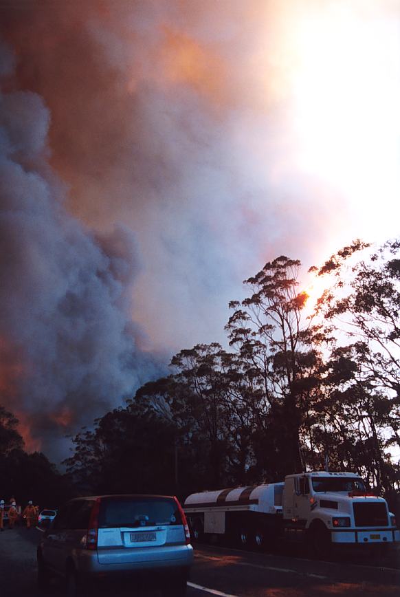 bushfire wild_fire : Glenorie, NSW   4 December 2002