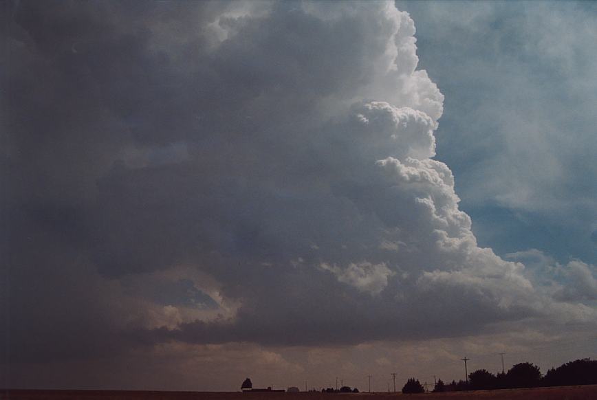 wallcloud thunderstorm_wall_cloud : Earth, Texas, USA   3 June 2003