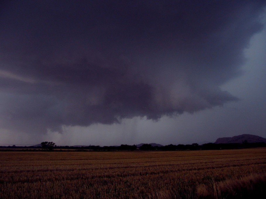wallcloud thunderstorm_wall_cloud : Mountain Park, N of Snyder, Oklahoma, USA   5 June 2005