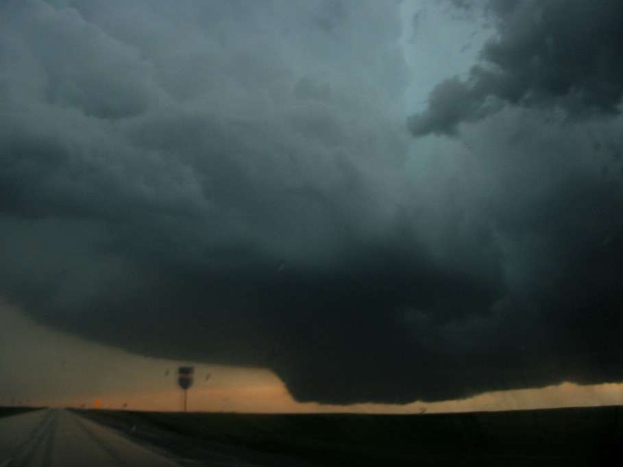 cumulonimbus supercell_thunderstorm : I-90 near Stamford, South Dakota, USA   7 June 2005