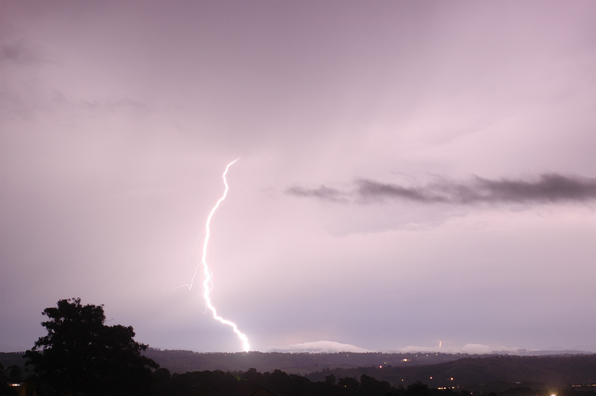 lightning lightning_bolts : McLeans Ridges, NSW   6 January 2006