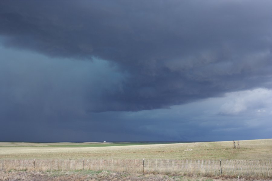 cumulonimbus supercell_thunderstorm : E of Limon, Colorado, USA   31 May 2006