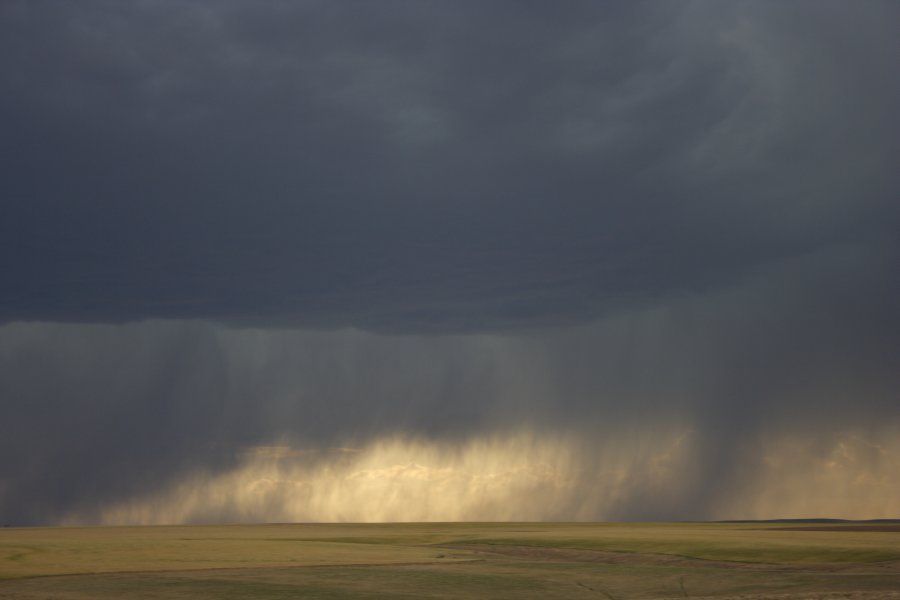 raincascade precipitation_cascade : S of Fort Morgan, Colorado, USA   11 June 2006