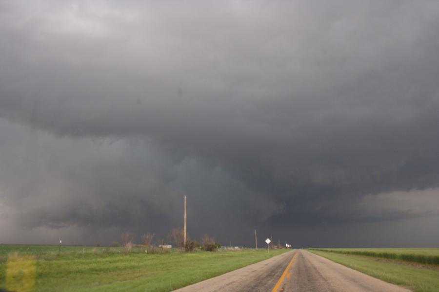 cumulonimbus thunderstorm_base : SSW of Seymour, Texas, USA   13 April 2007
