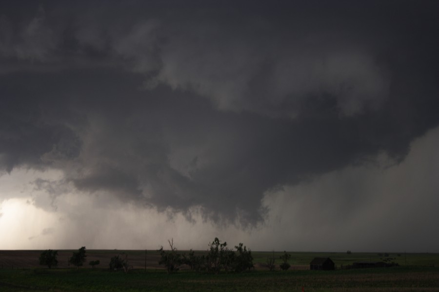wallcloud thunderstorm_wall_cloud : E of St Peters, Kansas, USA   22 May 2007